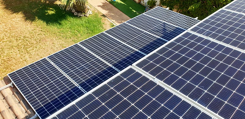 Beneficios de instalar placas solares en casa